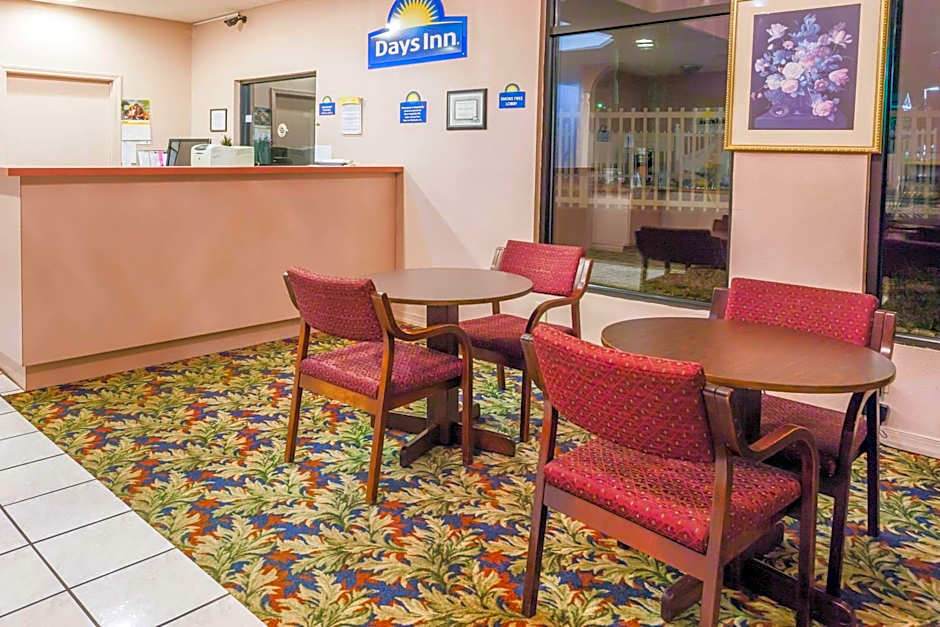 Days Inn by Wyndham Jackson