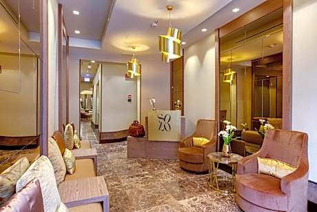 Solo Experience Hotel
