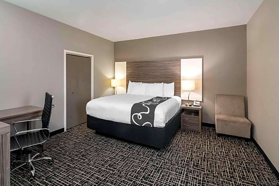 La Quinta Inn & Suites by Wyndham Forsyth