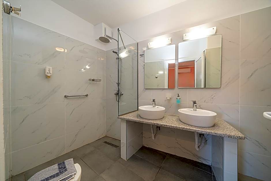 Stella Hotel Apartments