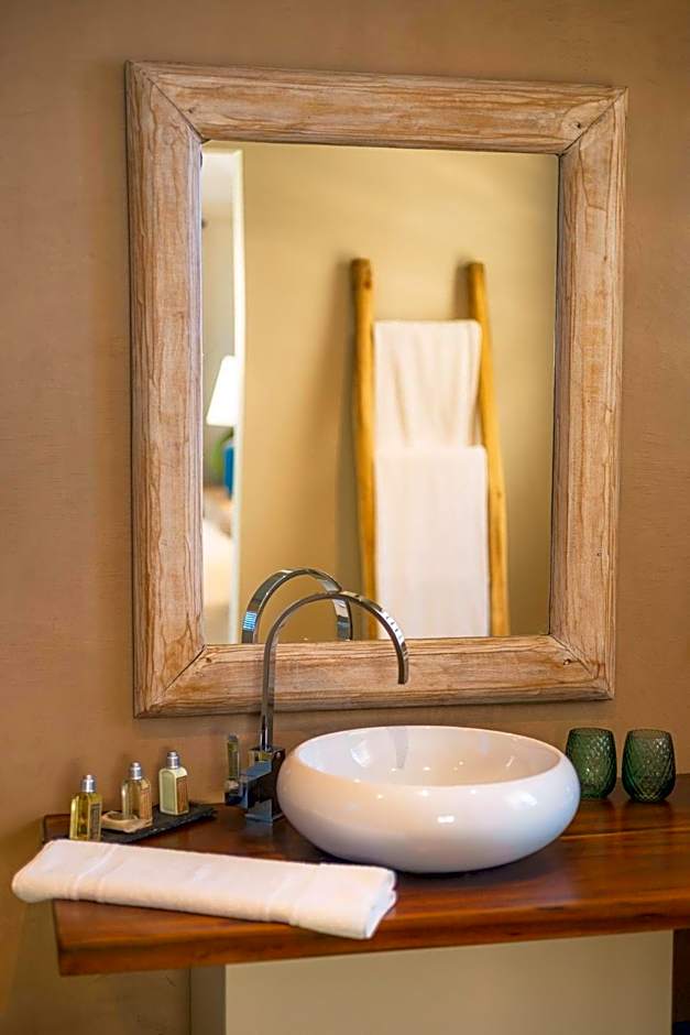 Karibuni Boutique Hotel