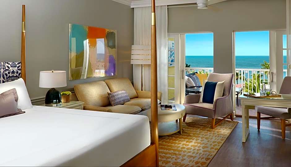 Foto 1 daripada 3 — Junior 1 King Bed Suite, Resort View