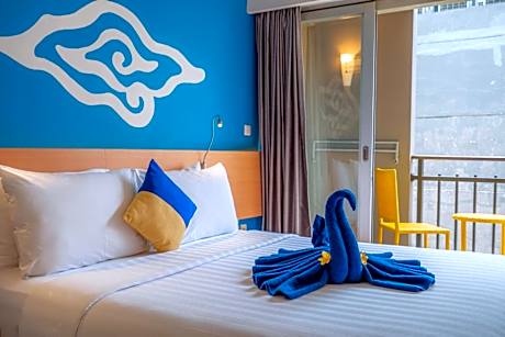 Deluxe Room Balcony with Free Welcome Beer