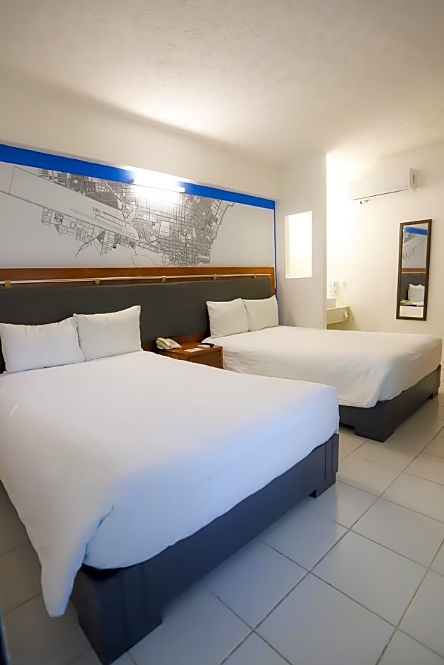 TRYP by Wyndham Chetumal