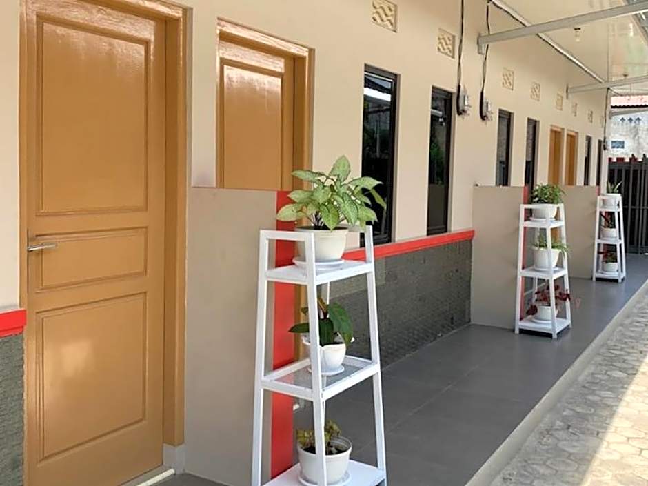 RedDoorz Syariah near Hajimena Lampung