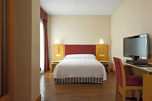 Leonardo Hotel Madrid City Center