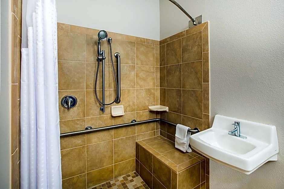 Holiday Inn Express Hotel & Suites Bellevue-Omaha Area By IHG
