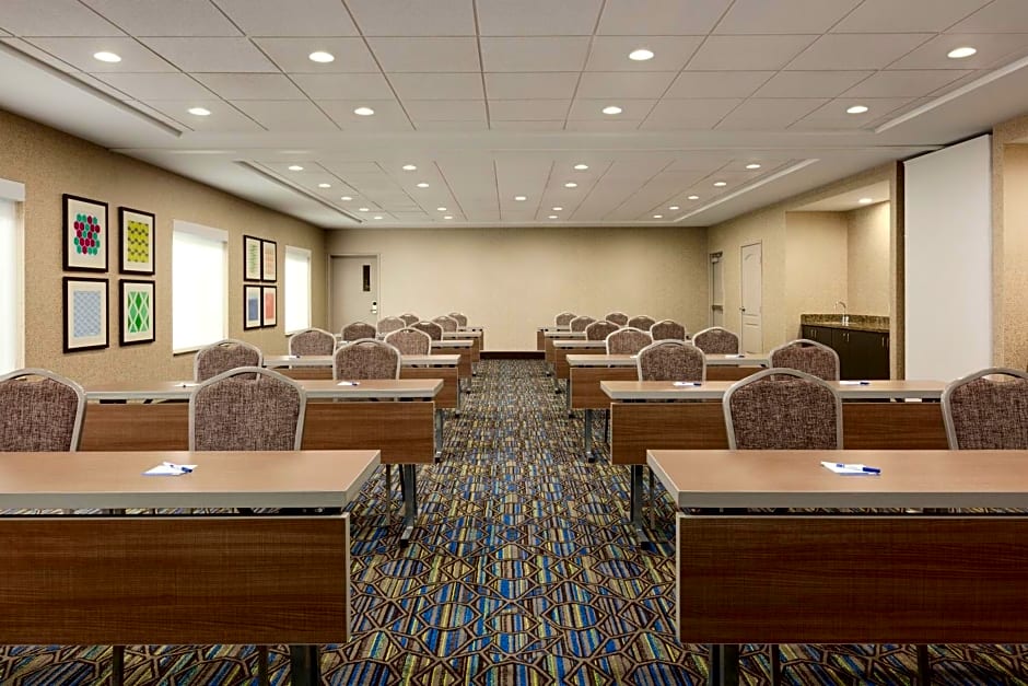 Holiday Inn Express Hotel & Suites Merced By IHG