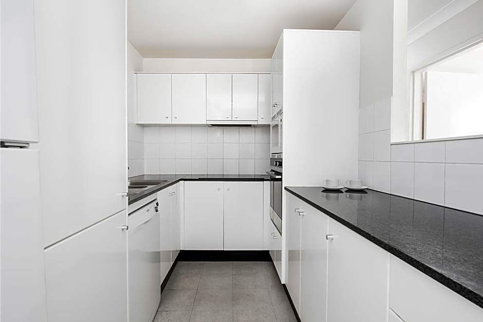 BreakFree Capital Tower Canberra