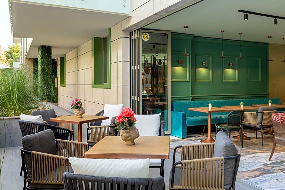 Tomis Garden Aparthotel Bucharest