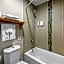 Econo Lodge Inn & Suites Santa Fe South