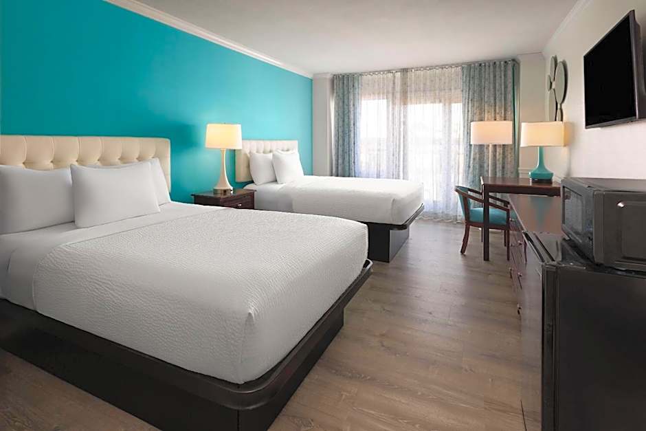 Howard Johnson Plaza Hotel by Wyndham Ocean City Oceanfront
