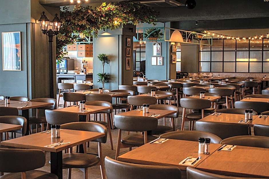 QAWRA Palace Resort & SPA