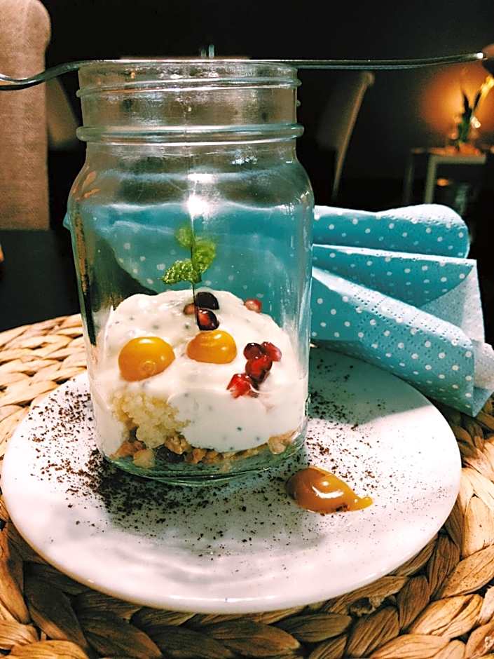 The Hedge Guesthouse