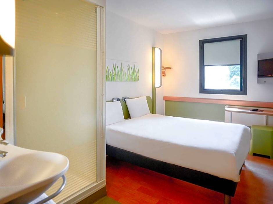 ibis budget Gare de Poitiers