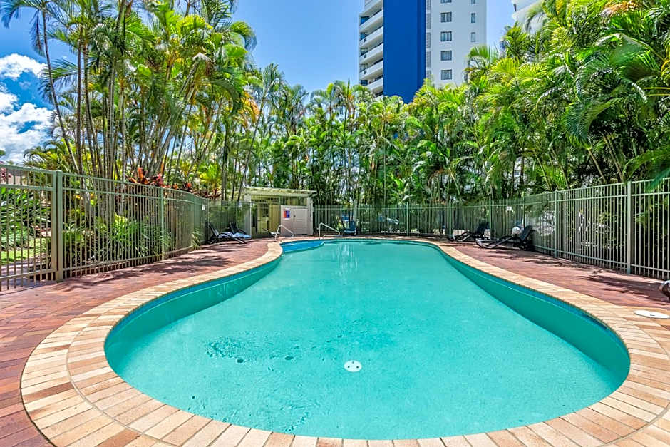 The Meriton Apartments on Main Beach