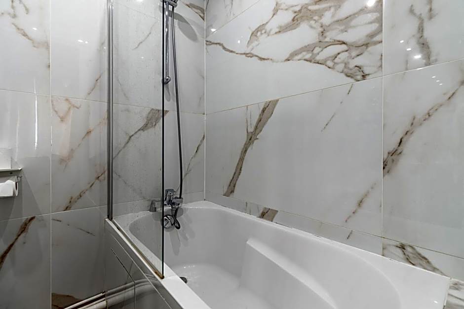 Hotel Riviera Renovated