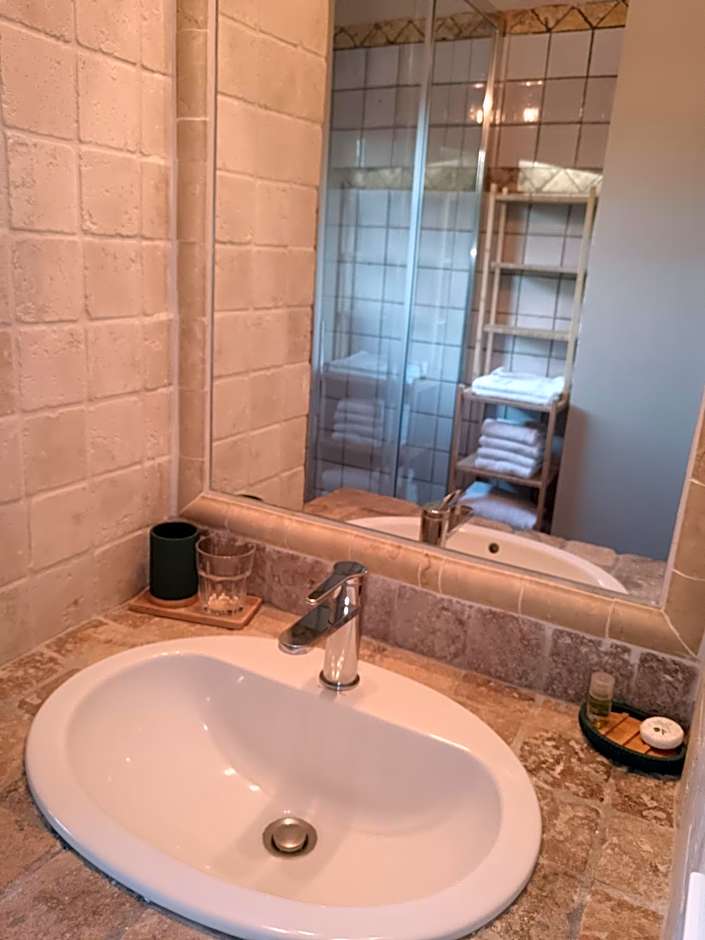 Mas de la Tour Carbonnière