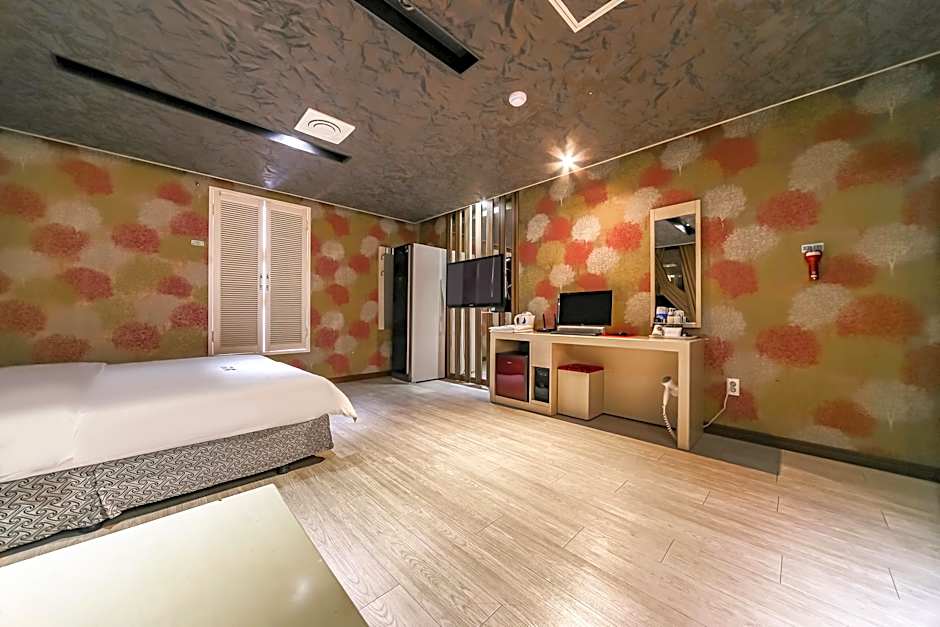 Potato Motel