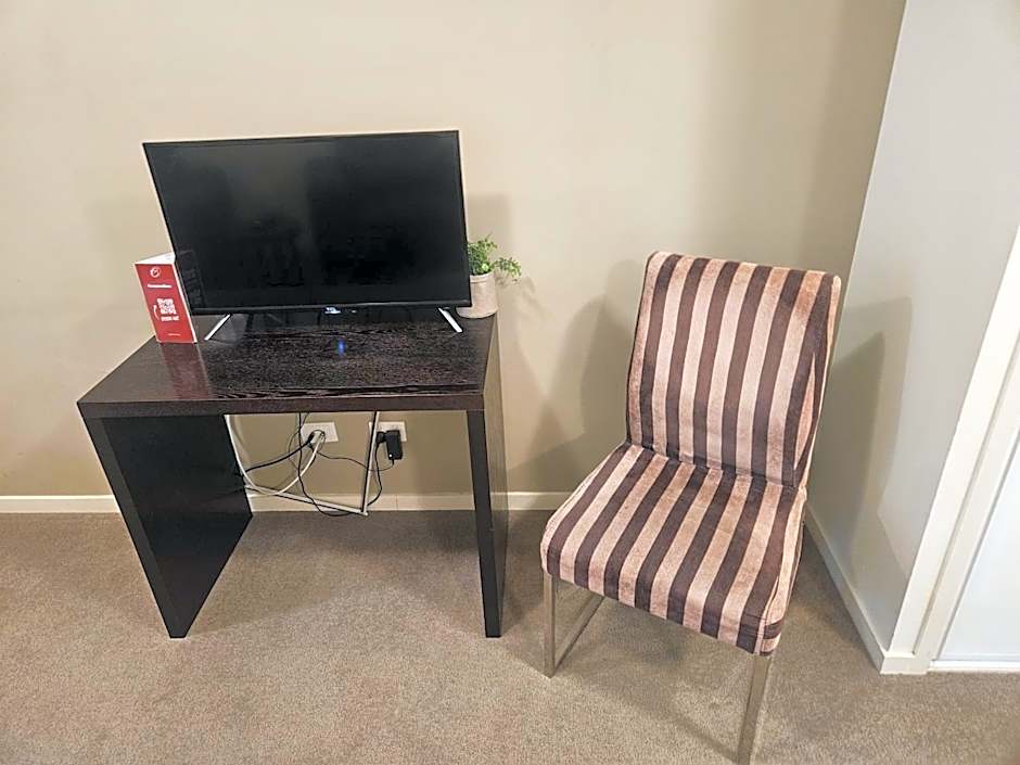 Gladstone City Central Apartment Hotel Official
