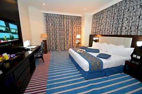 Junior Suite - 1 King Bed