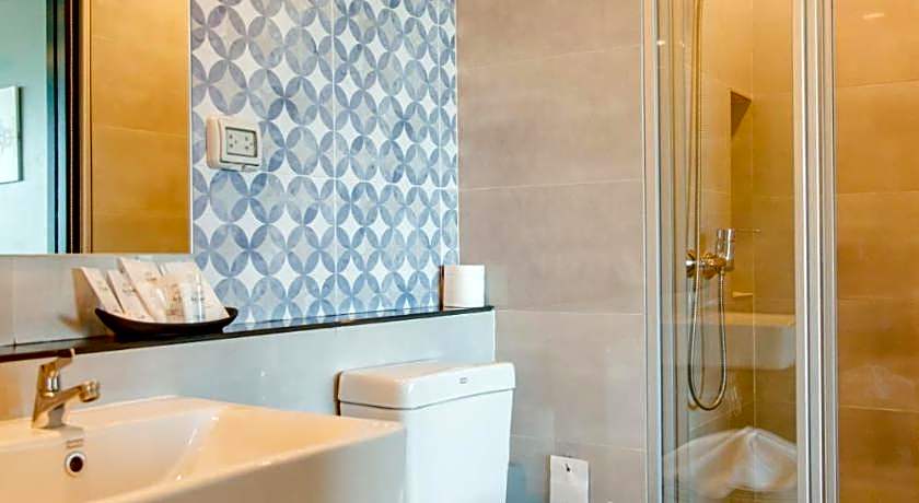 Le Lert Hotel Ratchaburi