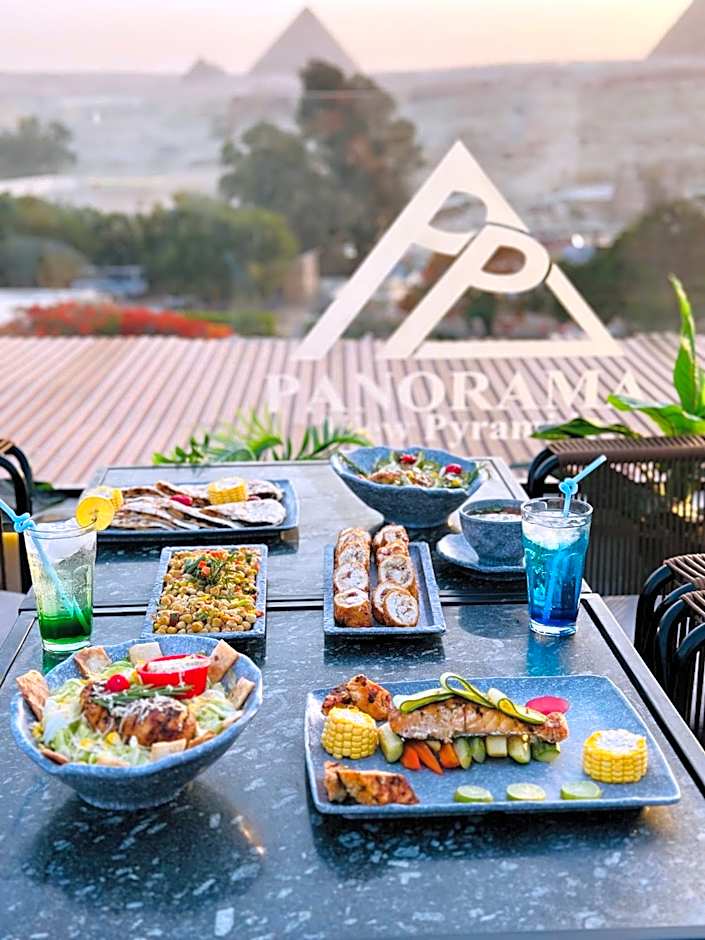 PANORAMA view pyramids