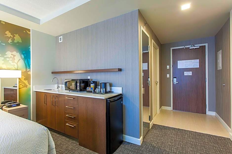 Courtyard by Marriott Montreal West Island/Baie D'Urfe