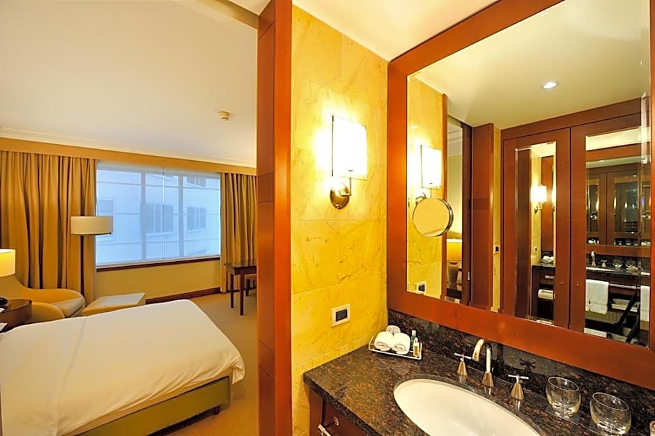 Regent Warsaw Hotel
