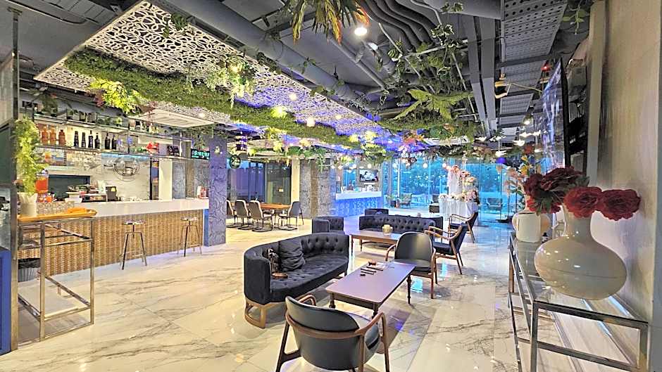 BlueTel Re'sidencE Bangkok IMPACT- 1 Time Drop-Off Service to IMPACT