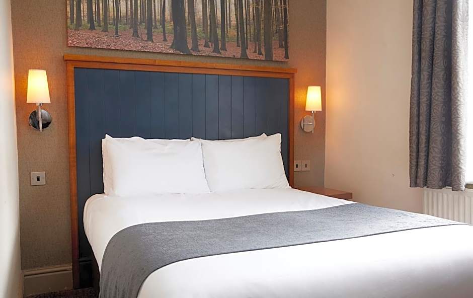 White Rabbit by Chef & Brewer Collection