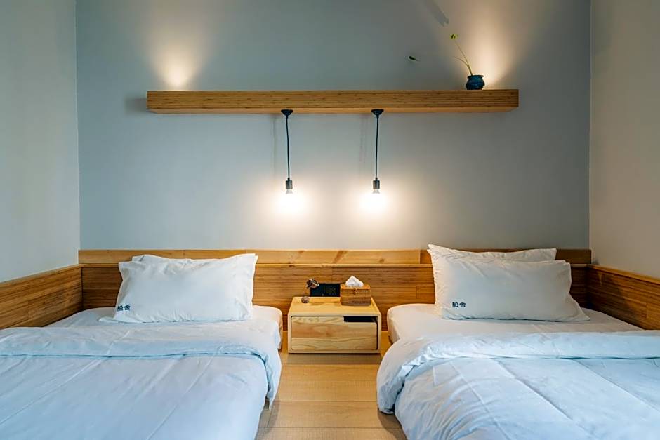 Zen Tea House Seven Stars Park