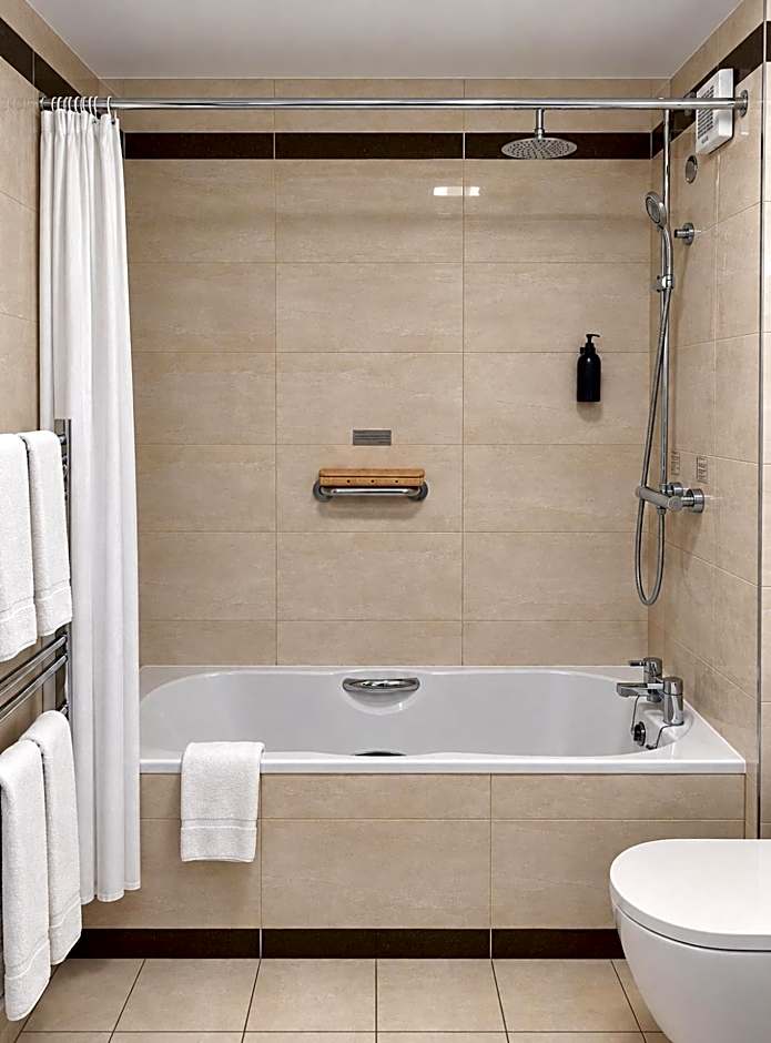 Menlo Park Hotel