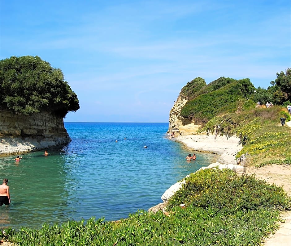 Canal D'amour Apartments