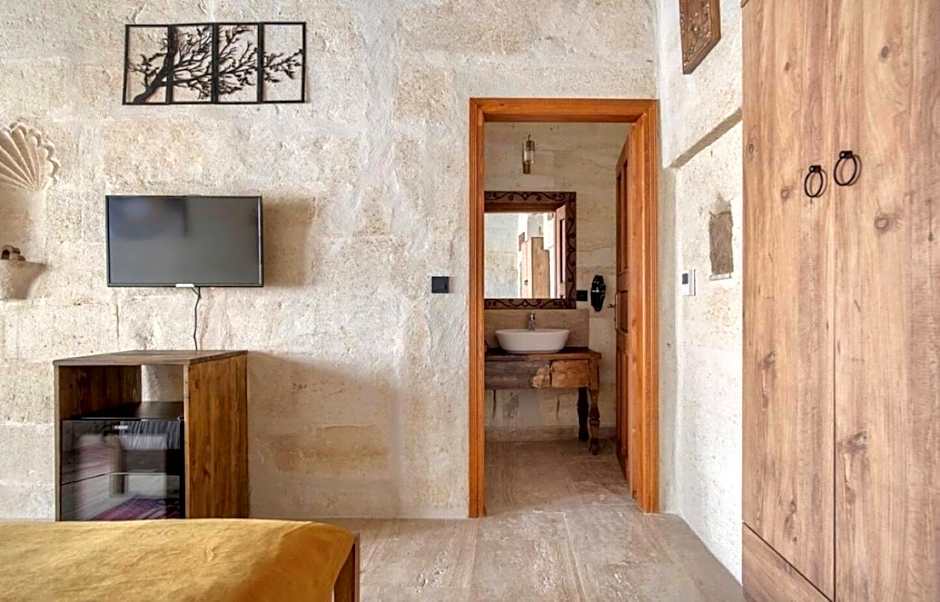 Uzay Cave Suite Hotel