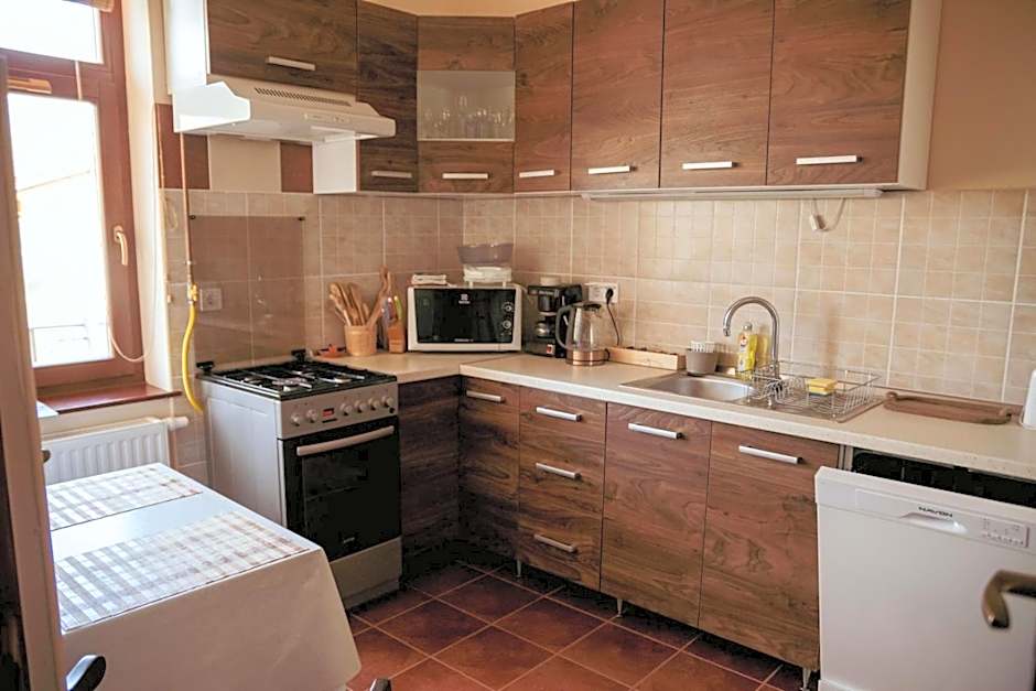 Dobay Apartman Gyula