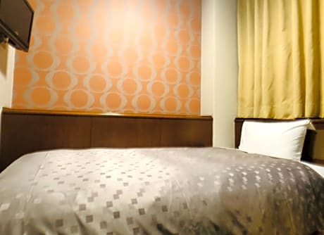 Economy Single Room - Smoking