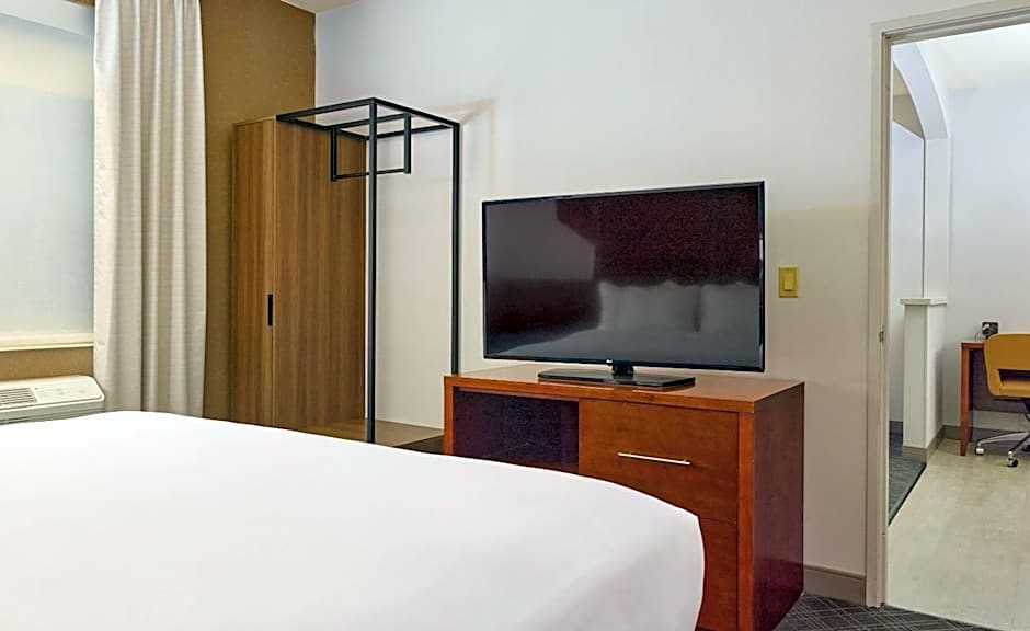 Comfort Suites Springfield RiverBend Medical