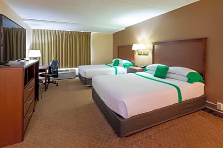 Junior Suite with 2 Queens