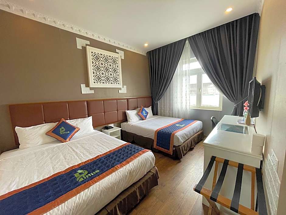 Pinus Hotel