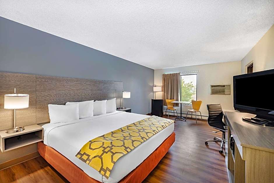 Baymont by Wyndham Gillette