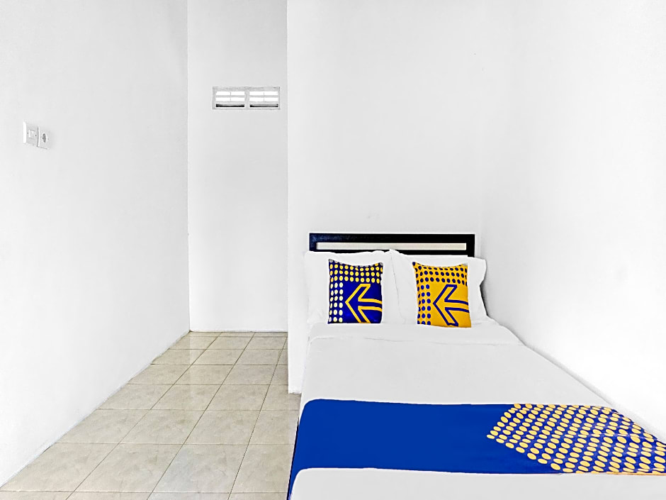 SPOT ON 90742 Kinanthy Garden Syariah