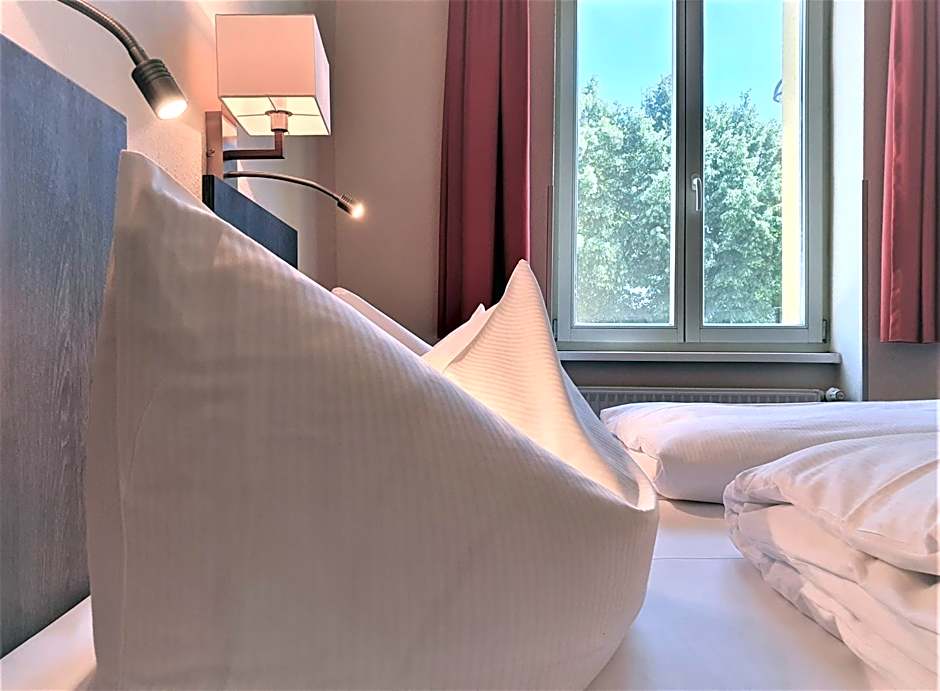 Melarose Feng Shui Hotel