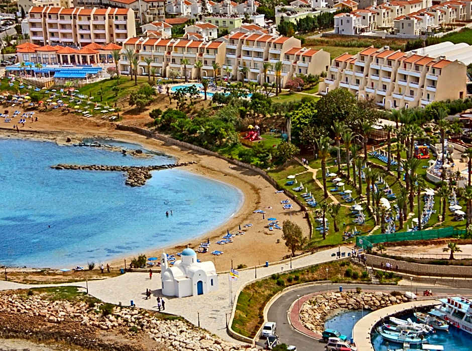 MyroAndrou Beach Hotel Apartments