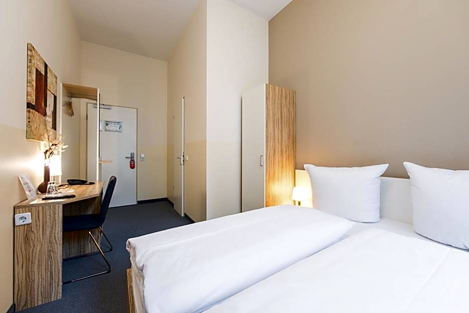 Nu Wave Hotel Berlin - Digital Check-In 2025