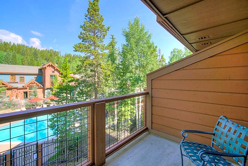 Mountain Thunder Lodge
