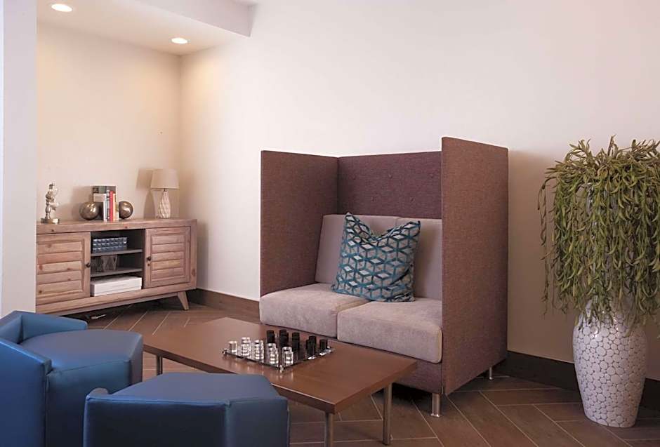 Home2 Suites By Hilton Atlanta Perimeter Center