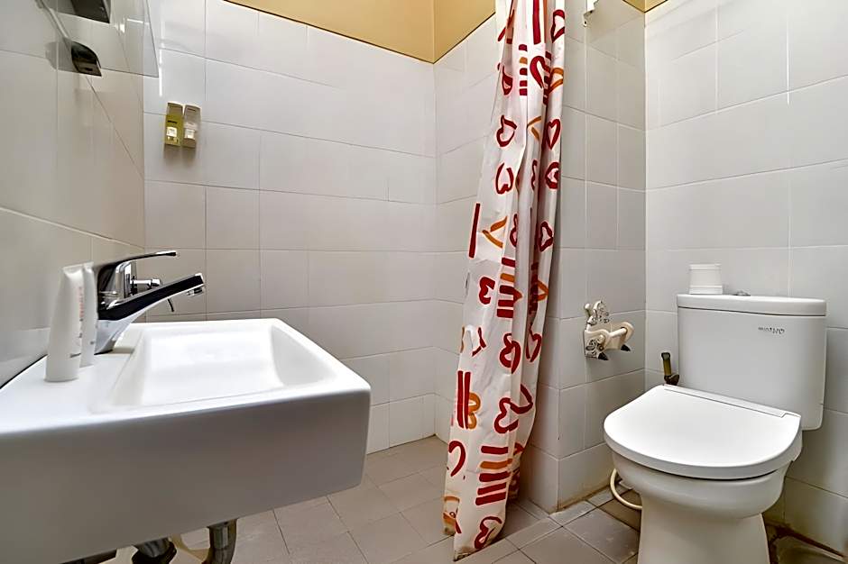 RedDoorz near Pantai Sanur Bali