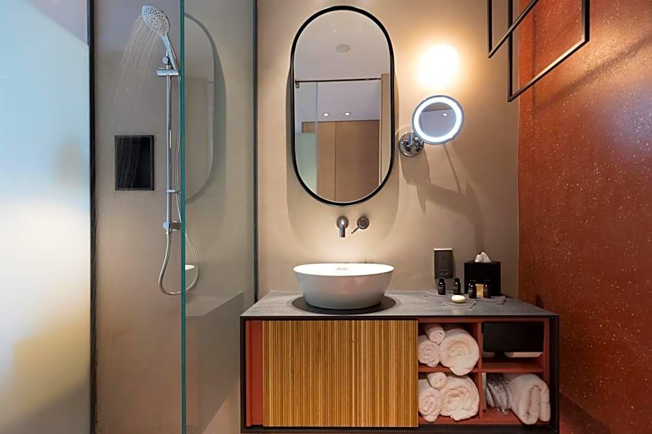 Hotel Indigo Larnaca By IHG- Adults Only