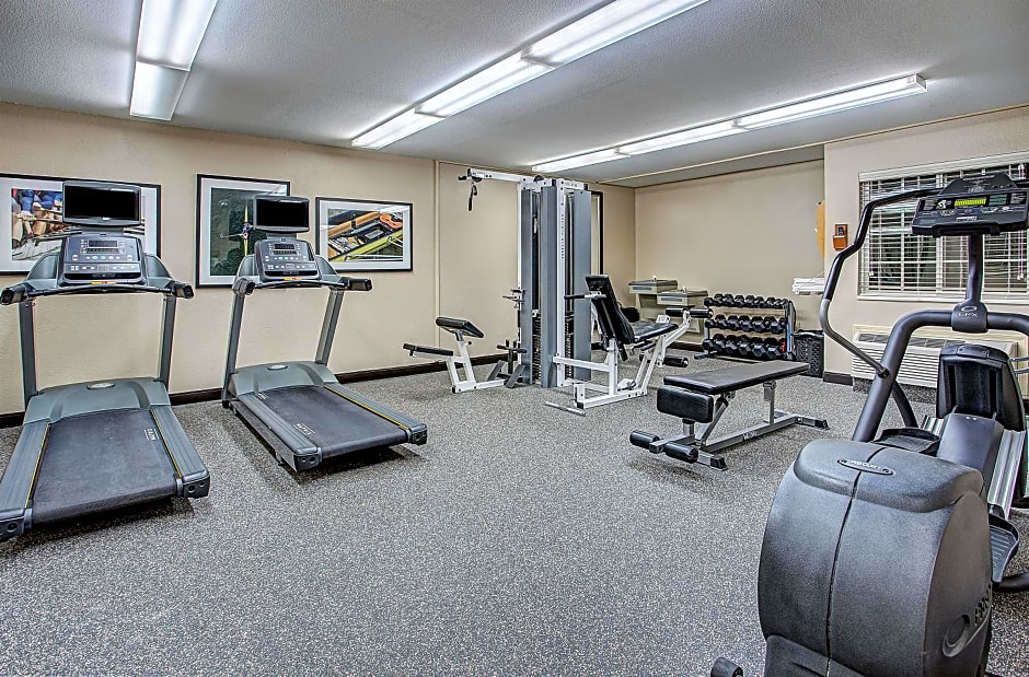 Candlewood Suites Louisville Airport by IHG